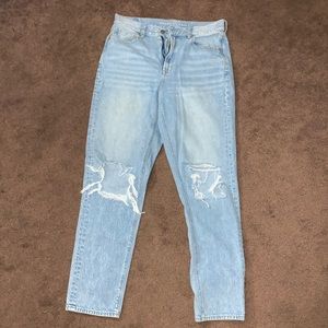 american eagle mom jeans